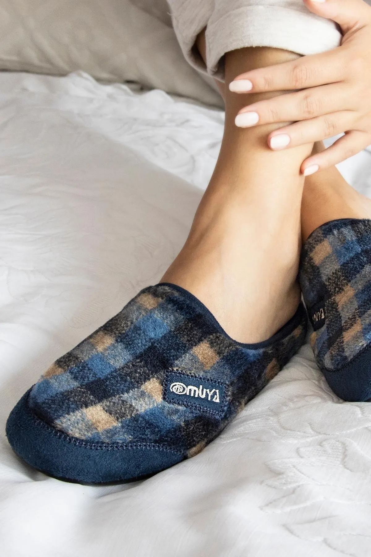 

Women's Fashion Comfort Slippers Sandals Unisex Anatomical Sole House