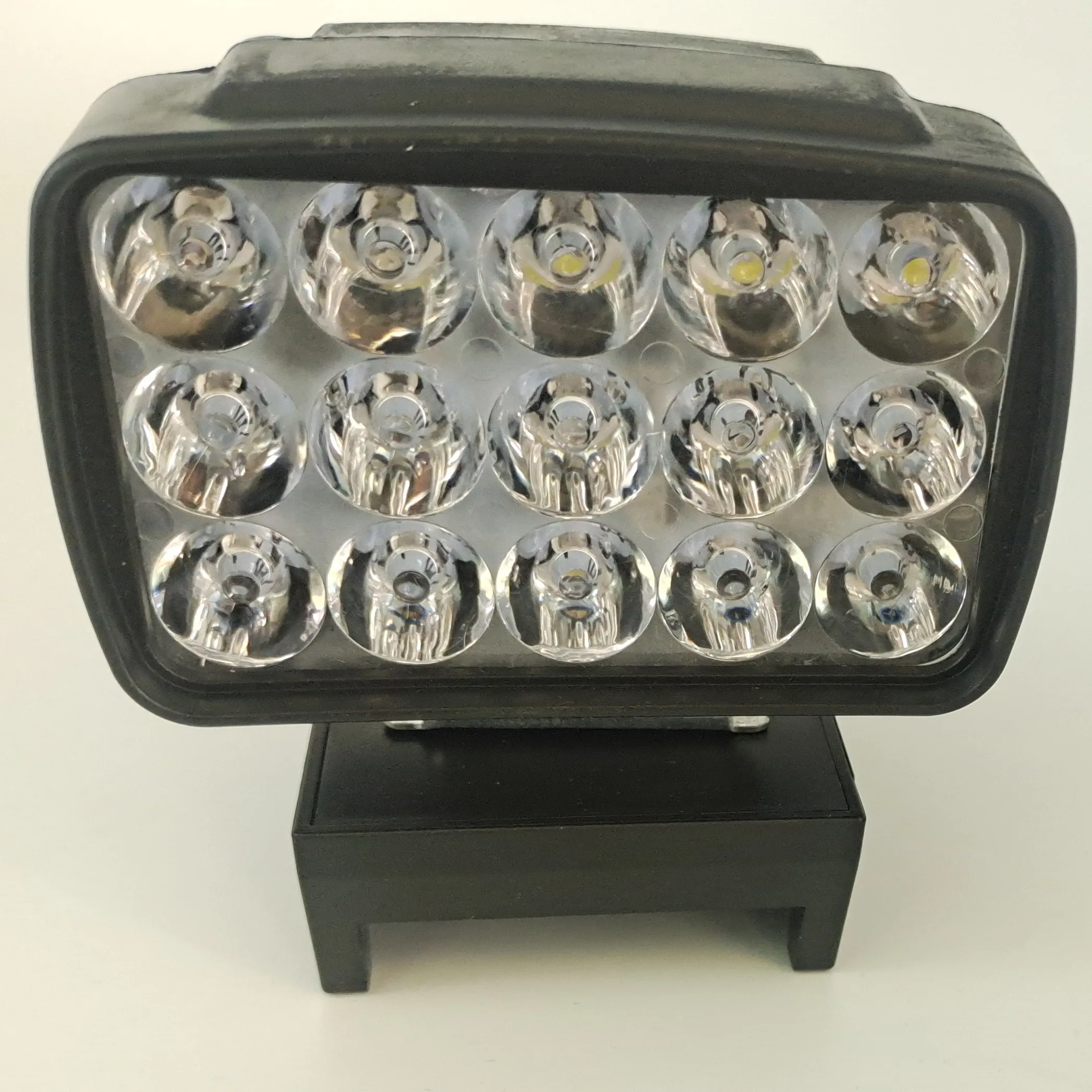 

NEW For Dewalt DCB180 DCB181 DCB183 DCB200 DCB205 For Milwaukee M18 18V /20V Li-ion Battery LED Light Outdoor Lighting 900lm