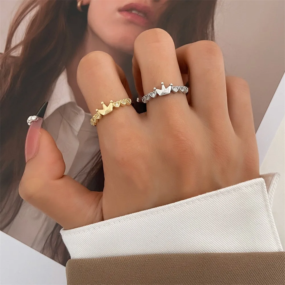 

Dainty Crown Ring for Women Trendy Crown Shaped Adjustable Opening Inlaid Zircon Copper Rings Gift for Girlfriends Jewelry 2023