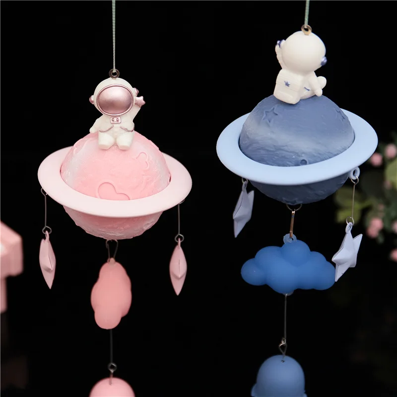 

Home Decoration Creative New Astronaut Guard Sailing Wind Chime Ornaments Children's Students Send Gifts Living Room Accessories