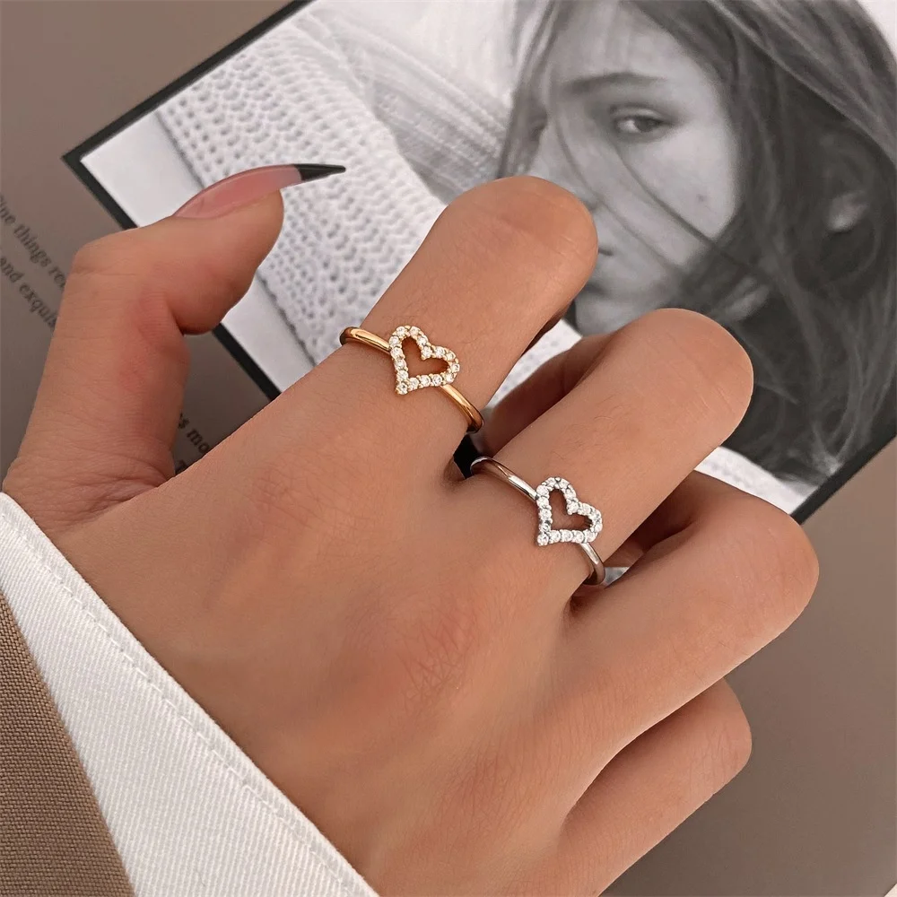 

Hot Sale Hollow Out Heart Ring Female Fashion Temperament Cubic Zircon Paved Love Shape Geometric Opening Index Finger Ring