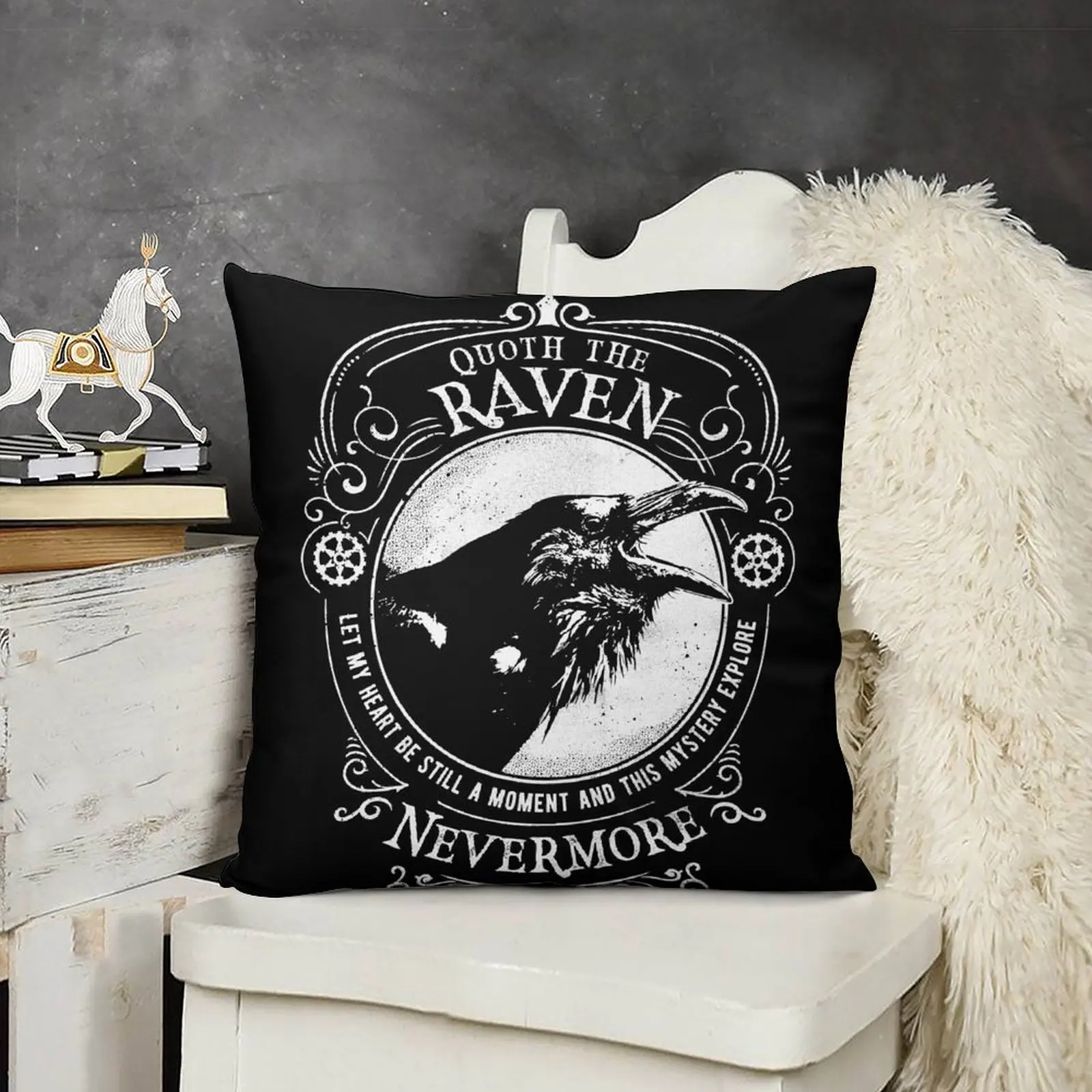 Подушка-наволочка с цитатой Ворона от Эдгара Аллена Poe Nevermore рождественские