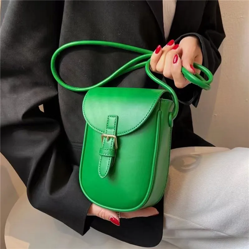 

Женская сумка через плечо FallSmall, роскошная Яркая сумка из искусственной кожи, модная милая сумка через плечо для телефона, сумка на плечо, ми...