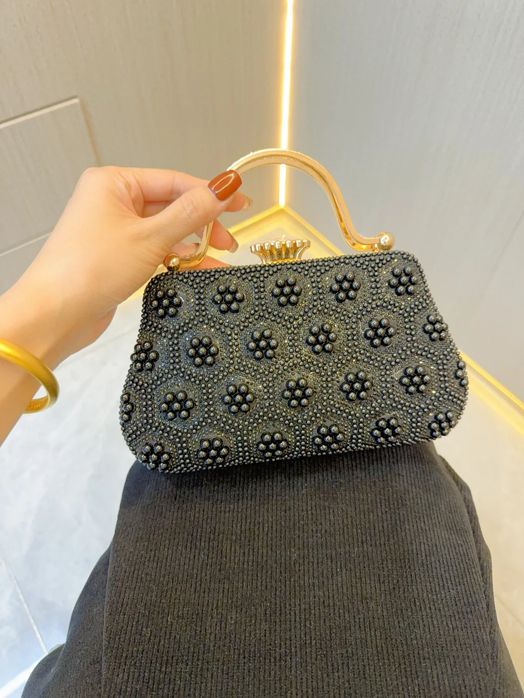 Белая Сумка-тоут с бисером для женщин элегантный клатч кошелек черная сумочка