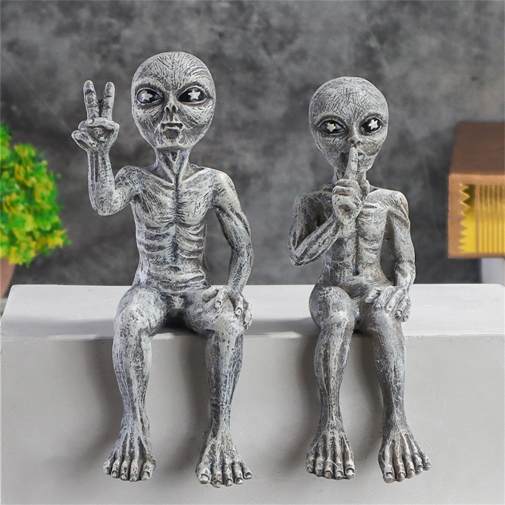 

2Pcs Alien Resin Sculpture Figurine Statue Office Home Decoration Ornaments Desktop Decor Handmade Craft Modern Art