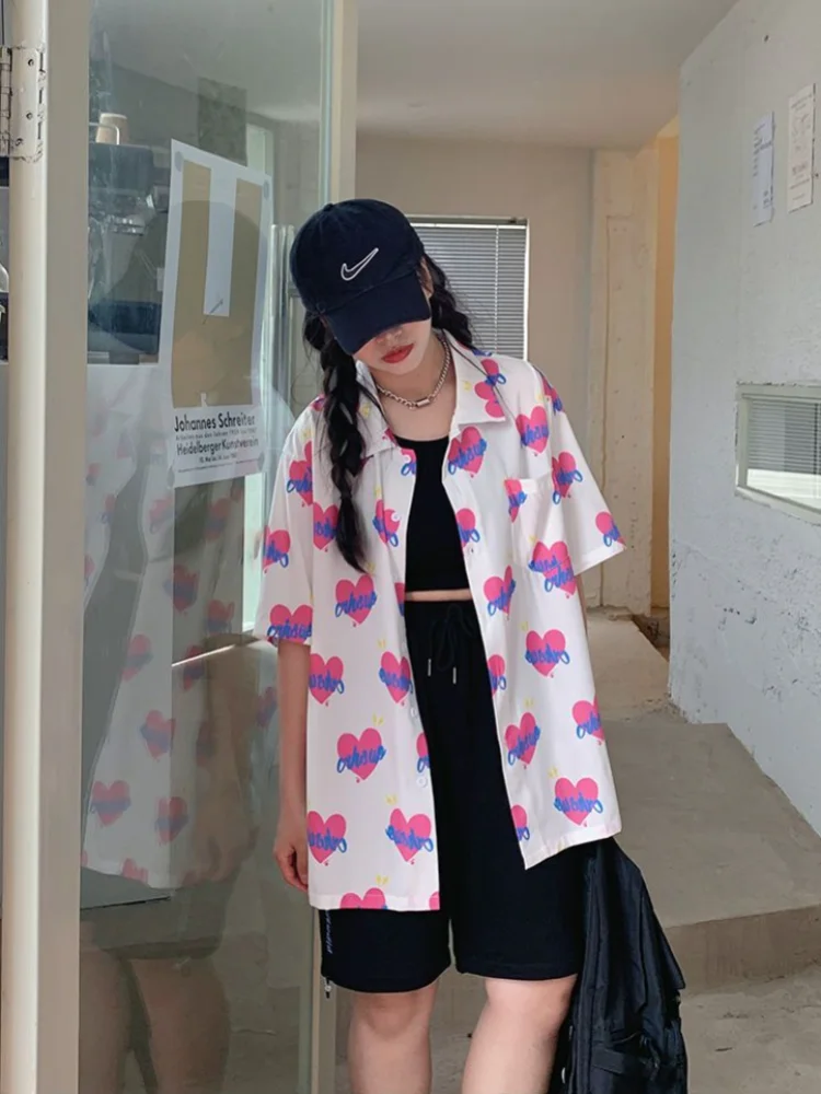 

Hikigawa шикарная модная женская Повседневная Свободная винтажная рубашка с принтом сердец на пуговицах летняя рубашка с отложным воротником ...