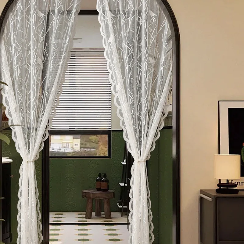 

Прозрачные шторы из полиэстера