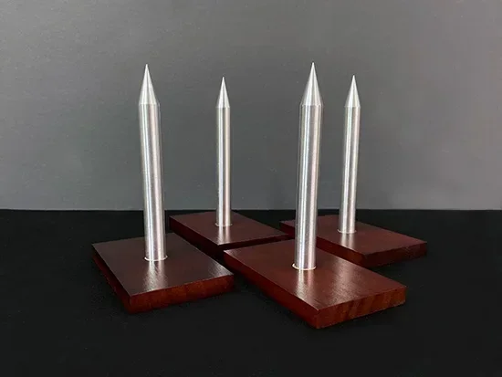 Игра с ногтями от Derren коричневые 4 гвозди деревянные доски 100% безопасная сцена