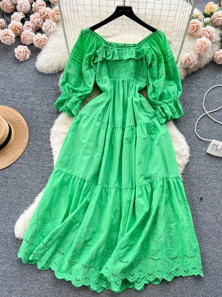 

Женское летнее однотонное платье, Корейская версия, новое ажурное платье с кружевной вставкой, маленькое платье с одной линией воротника и эластичной талией, D4091