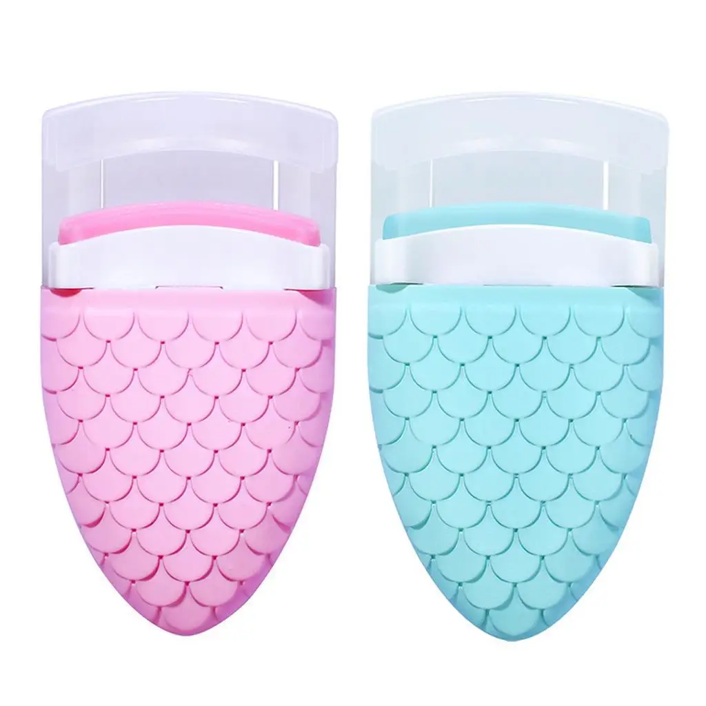 

Mini Eyelash Curler Clip Pocket Size Fish Scale Design Makeup Tool Eyelash Curling for All Eye Shapes Eyelash Shaping Vacation