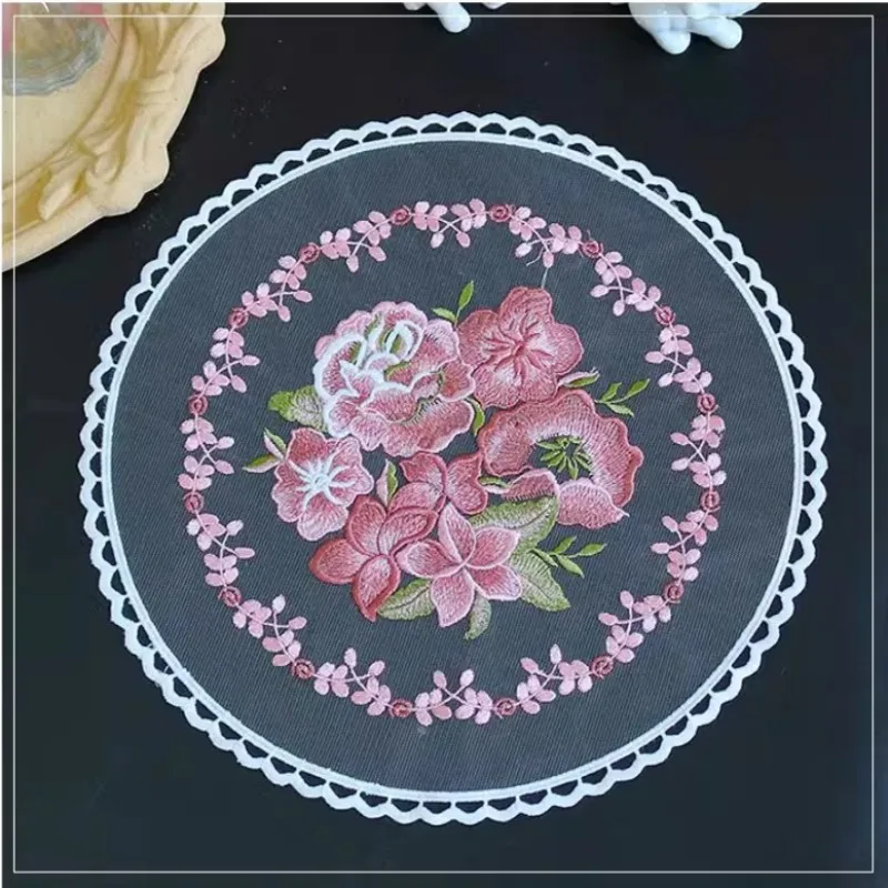 Круглый коврик для столовых приборов с китайской вышивкой  из полиэстера и хлопка