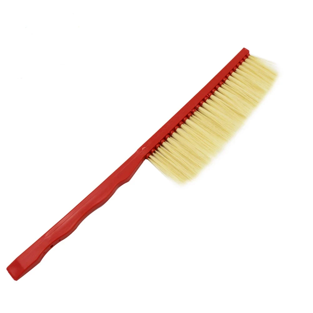 

1Pcs Plastic Beekeeper Beehive Tools Plastic Bee Soft Sweep Brush Pig's Bristles Hive Cleaning Beekeeping Equipment