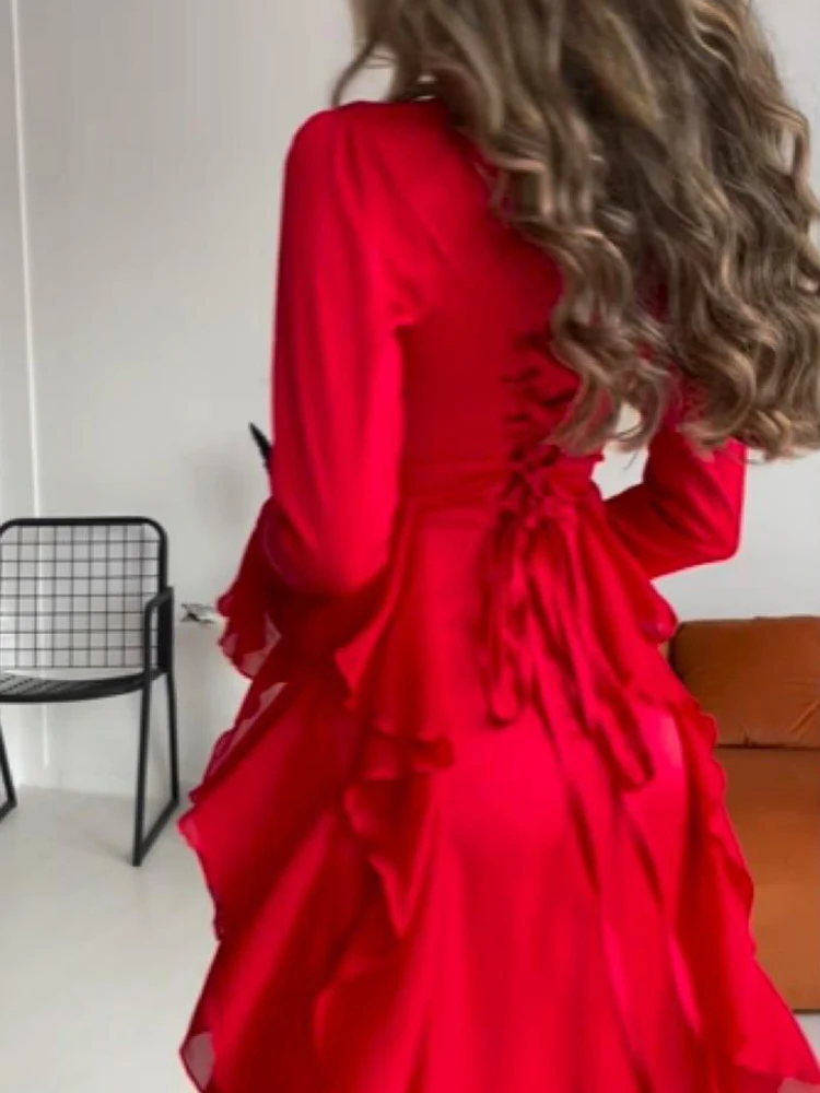 Женское вечернее платье с воротником-стойкой DEAT