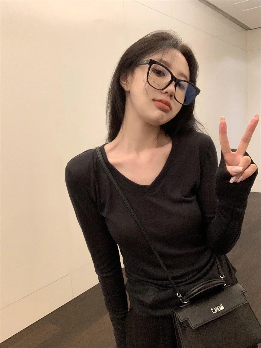 

Monroe diary ~ what looks thin can be a thin bottomed shirt with physical sunscreen