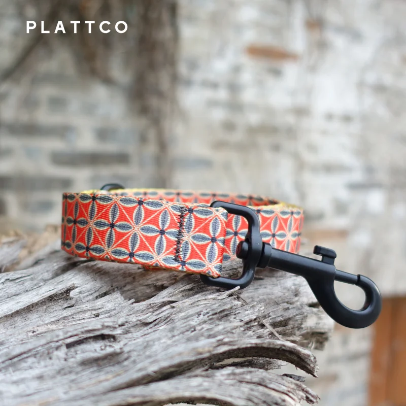 

Золотистый осенний поводок для собак PLATTCO с имитацией нейлона, маленькая средняя крупная собака, свинцовая собака для бега, прогулочная тро...