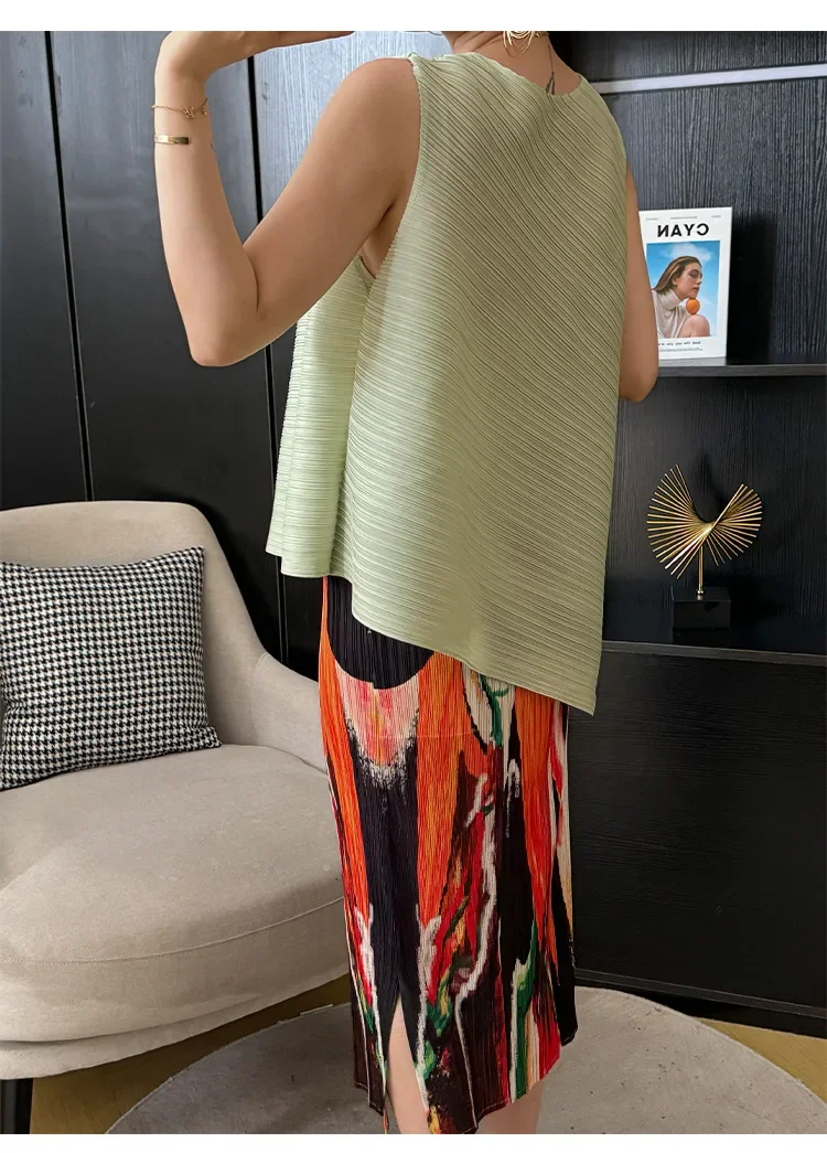 Модный женский комплект из 2 предметов со складками блузка без рукавов с