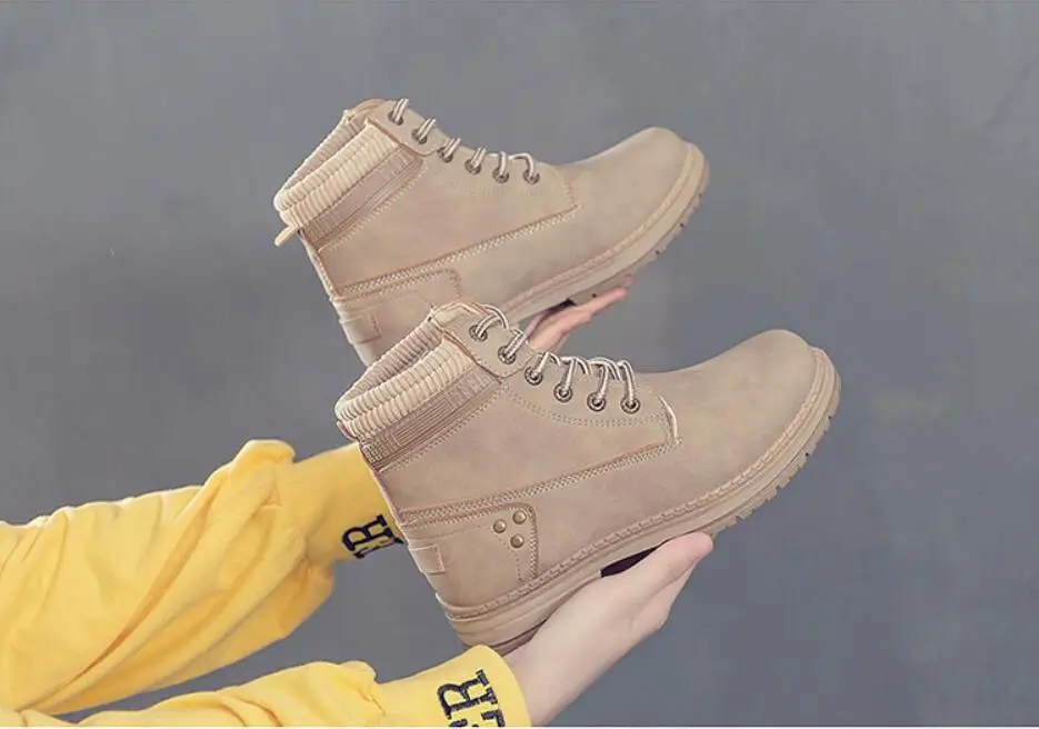 2022 fashionable winter shoes Women's warm snow boots Ankle boots Outdoor thick soled thick heels Women's boots Pink lace up boo