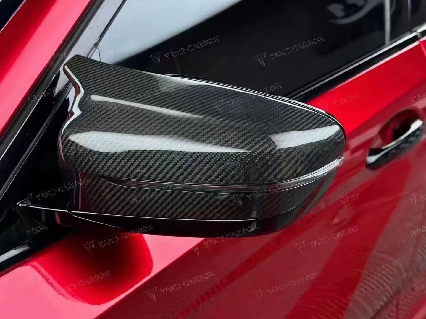 Высококачественная пара корпуса зеркала заднего вида из сухого углеродного