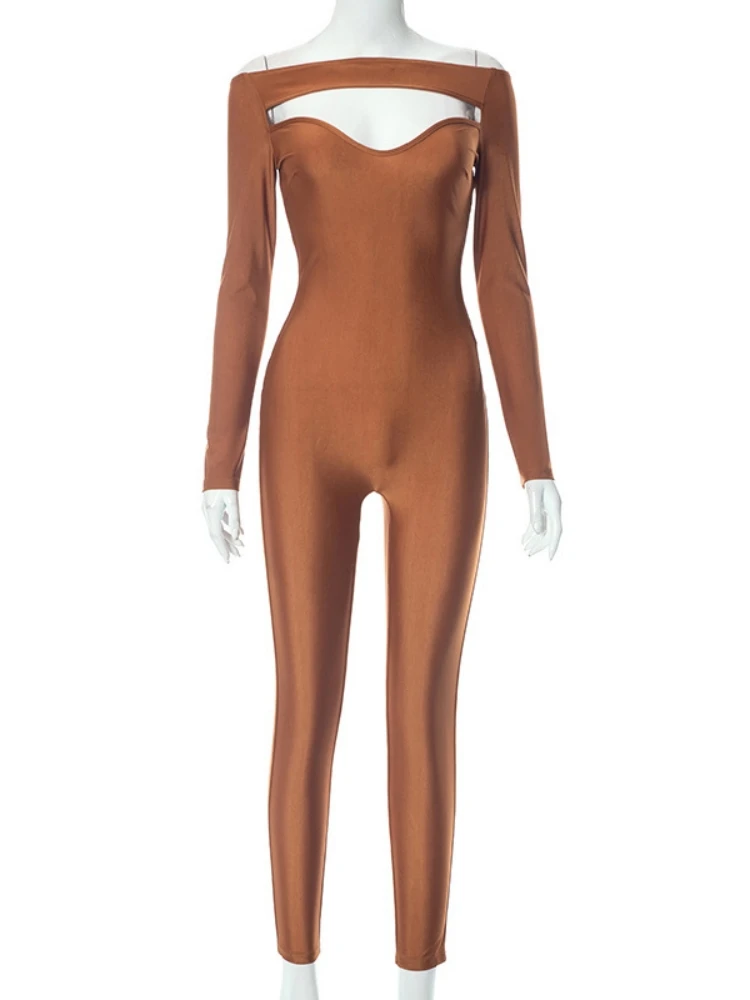 Рисунок 4 - Женский комбинезон с вырезами