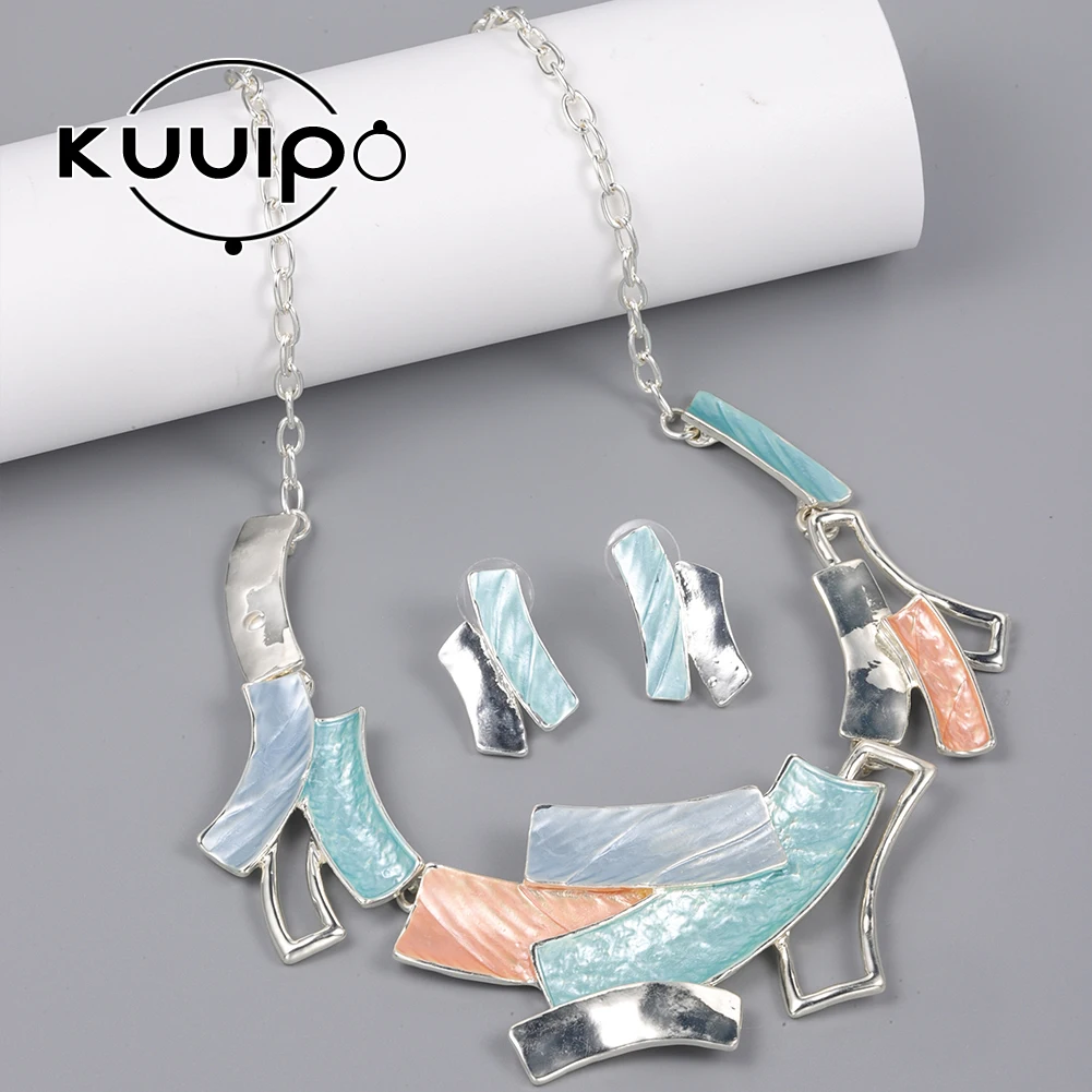 

Kuuipo 2022 Hot Jewelry Party Gift Female Statement Choker Enamel Geometric Pendant Necklace Accessories for Girls Women Gifts