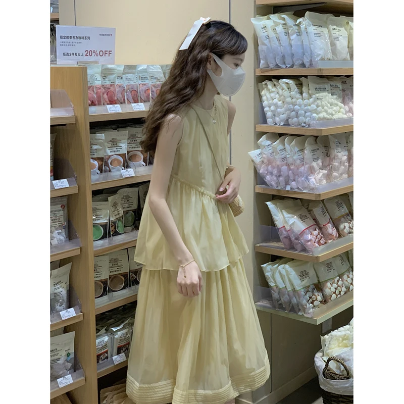 

French fairy fake two sleeveless dress women summer 2022 new sweet niche medium length loose skirt