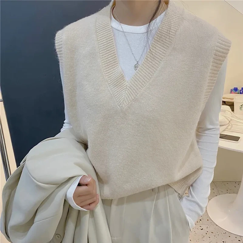

Women Sweater Vest Spring Autumn Simple Loose Knitted Sweater Sleeveless Ladies V-Neck Pullover Tops Female All-match Outerwear