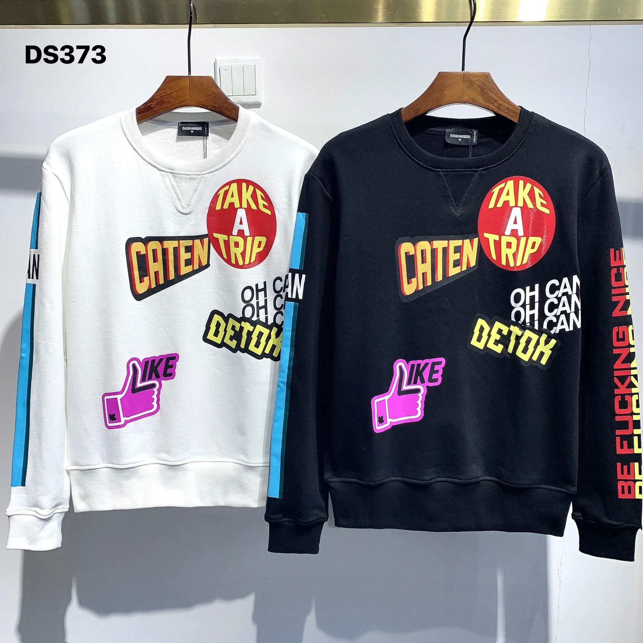 

New Dsquared2 Men and Women with The Same Style D2 Fashion Maple Leaf Print Long-sleeved Dsq2 Simple Sweater M-XXXL DS373