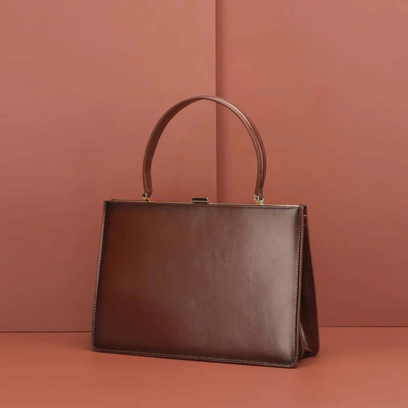 2023 New Vintage Genuine Leather Cowhide Handbag Fashion Pure Colour Large Clip Ladies Bags