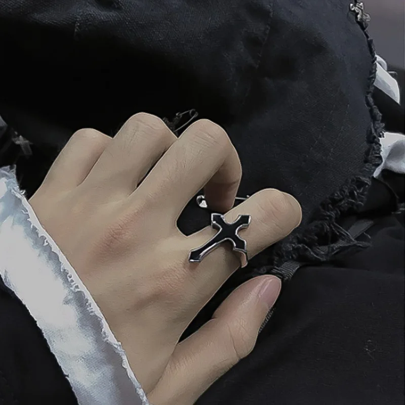 

Vintage Black Big Cross Open Ring For Women Party Jewelry Men Trendy Gothic Metal Color Finger Rings New Year Gifts Wholesale