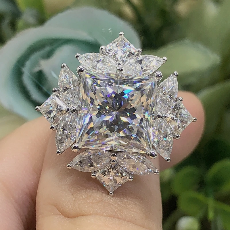 

Huitan Gorgeous Cubic Zirconia Ring for Women Crystal Princess Square CZ Wedding Party Newly-designed Female Accessories Jewelry