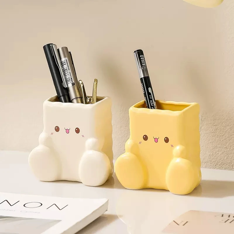 

Cute Biscuit Home Office Good Thing Creative Desktop Penholder Decoration High Grade Decoration Gifts for Girls
