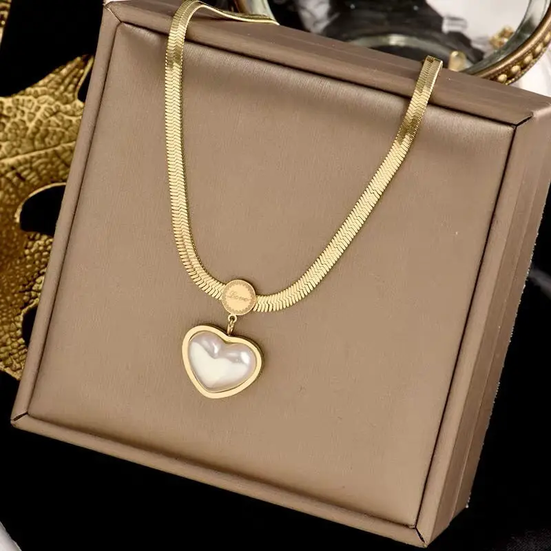 

Stainless Steel New White Heart Pendant Necklace For Women Trend Party Gift Fashion Jewelry Wholesale