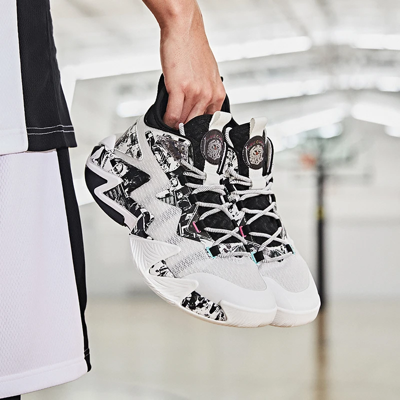 QIAODAN Professional Basketball Shoes for Men 2023 Fashion Elegant Non-slip Cushion Sports Shoes Fashion Gym Sneakers XM25210102