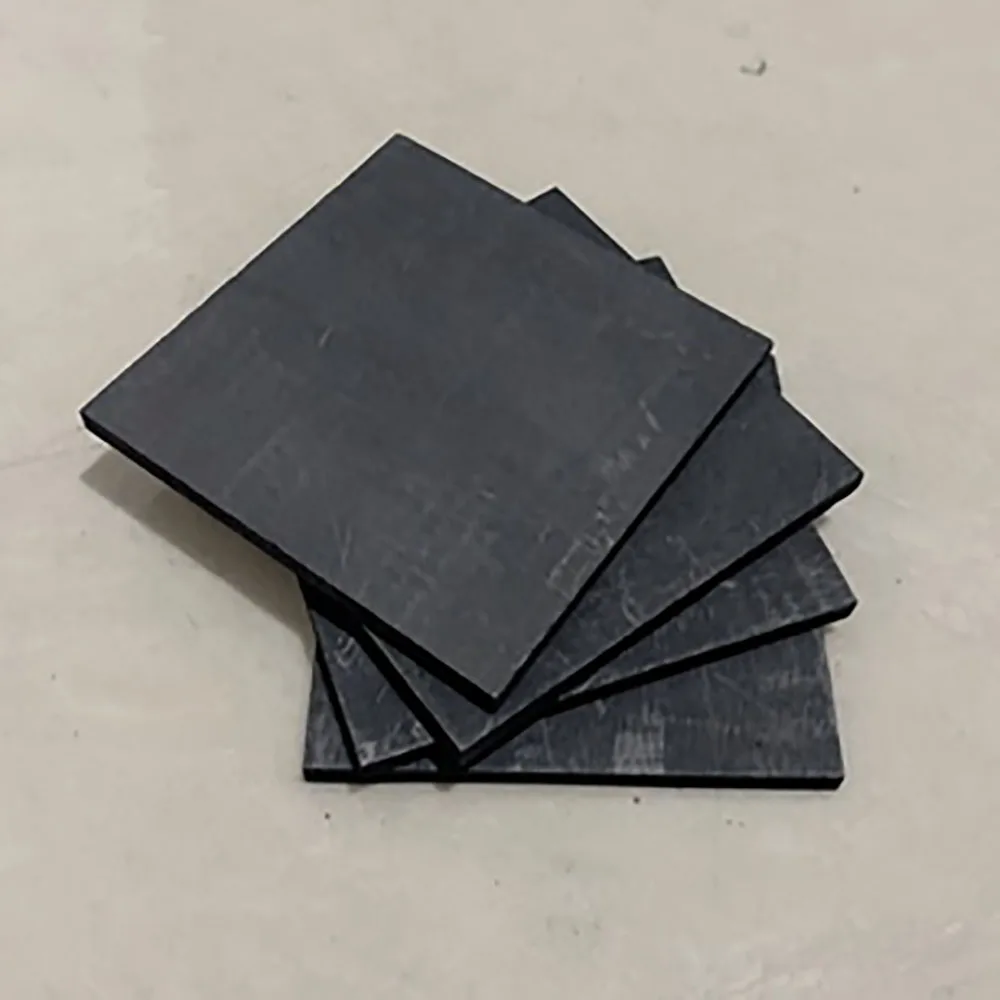 Графитовая пластина высокой чистоты электролитическая с тремя электродами