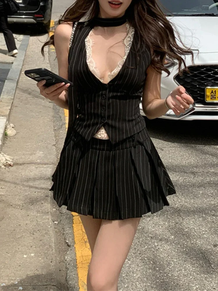 Женский комплект из двух предметов жилет в полоску стиле пэчворк плиссированная