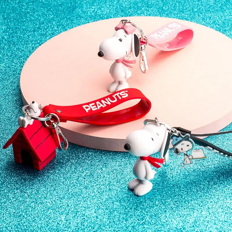 

Kawaii Peanuts Anime Hobby Snoopy Car Keychain Figure Ladies Bag Charm Gift for Girlfriend