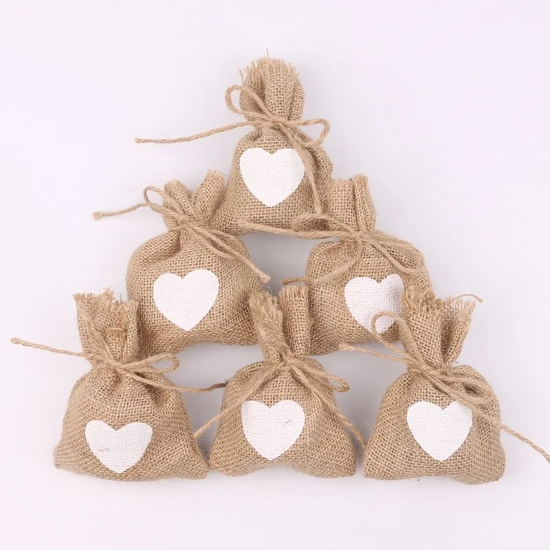 

5pcs Jute Bags Christmas Gift heart Cotton Linen Gift Packaging Bags for Jewelry Candy Storage Bags Sack Burlap Bag