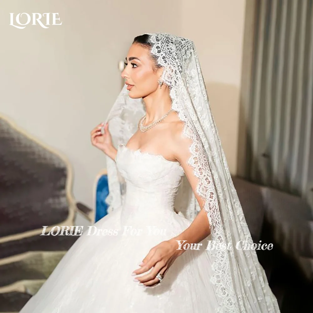 Фото Свадебное платье LORIE: сексуальное, кружевное, без бретелек, с плиссировкой и аппликациями, фасон «сердечко», А-силуэт, кружевное, на заказ, больших размеров, для невесты (vestidos de novia) №4