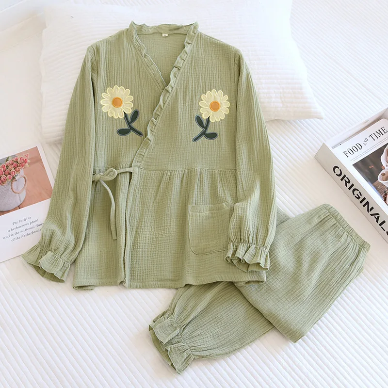 

Japanese-style Crepe Chrysanthemum Pajamas Cotton Loose Comfortable Home Clothes Long Sleeve Trousers Kimono Suit 2 Piece Set