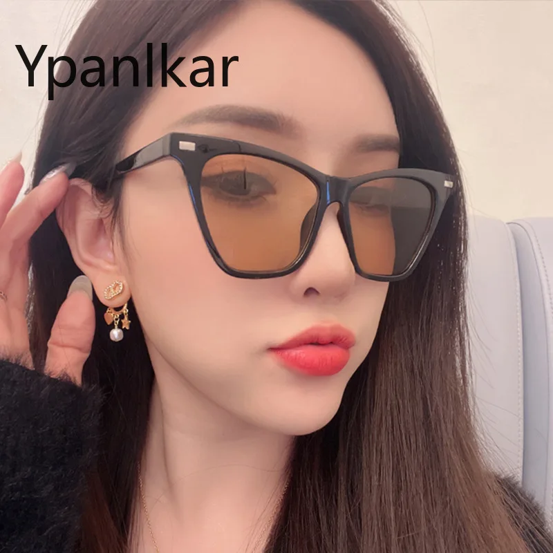 

Women Oversized Cat Eye Sunglasses Luxury Vintage Brand Cateye Eyewear Lady Outdoors Shades Big Frame Sun Glasses UV400