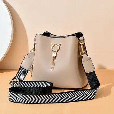 

Quality Wide Strap Female PU Leather Bucket Handbag Women's Handbags Fashion Brand Designer Lady's Shoulder Crossbody Bag Purse