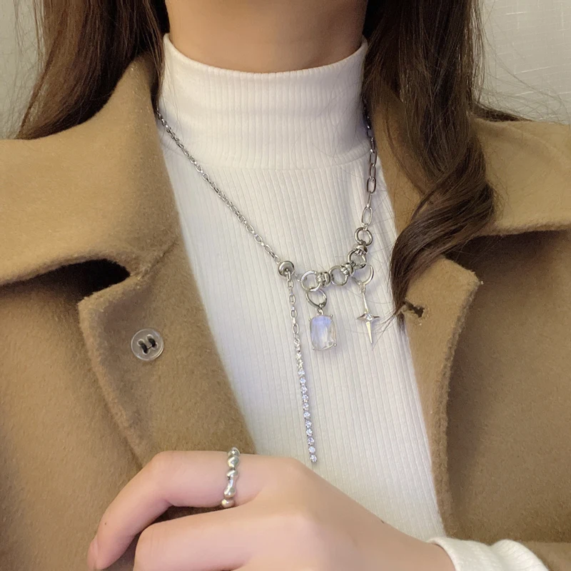 

Mihan Trendy Jewelry Resin Pendant Necklace Popular Design High Quality Shiny Crystal Chain Necklace For Party Gifts Wholesale