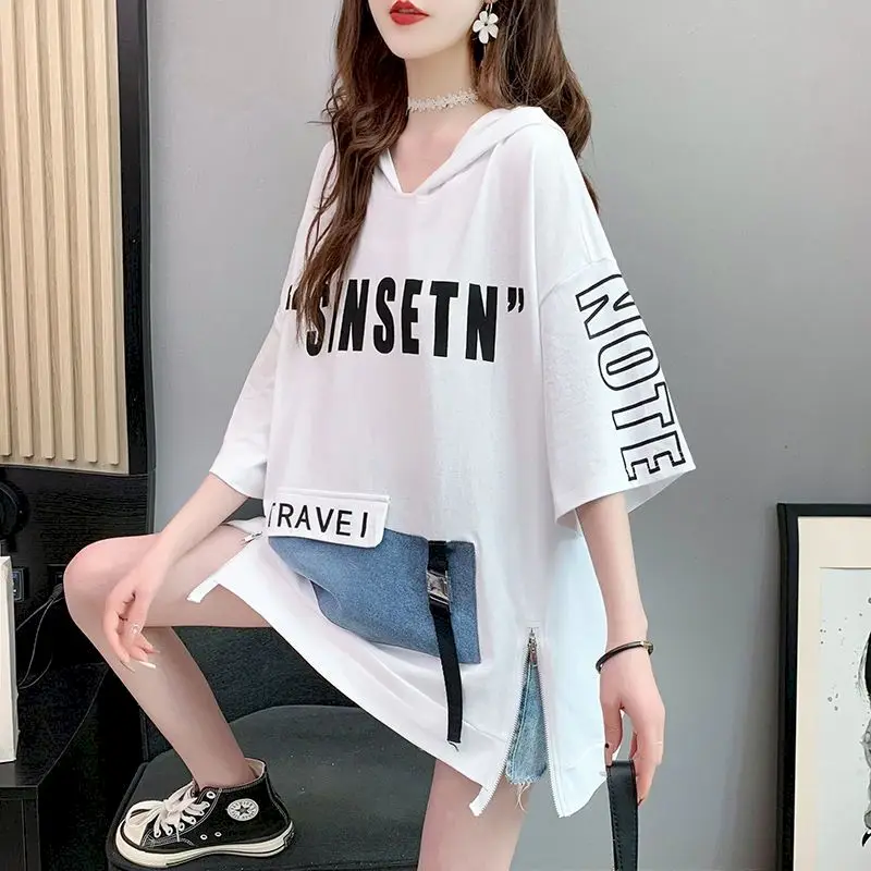 

Design Sense Split Short-sleeved T-shirt Women Korean Large Size Five-point Sleeves Hoodie Loose Mid-length Hooded Tops Summer