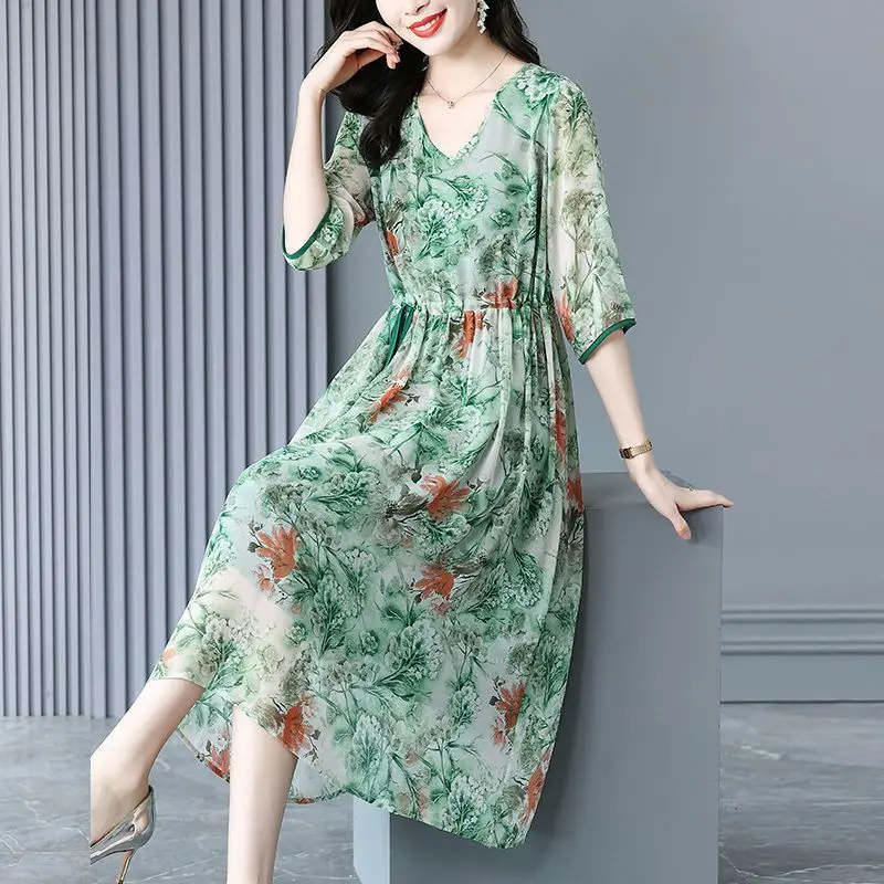 

Женское шифоновое платье с цветочным принтом, повседневное ТРАПЕЦИЕВИДНОЕ ПЛАТЬЕ с коротким рукавом и V-образным вырезом, модель X128 на весну и лето, 2023