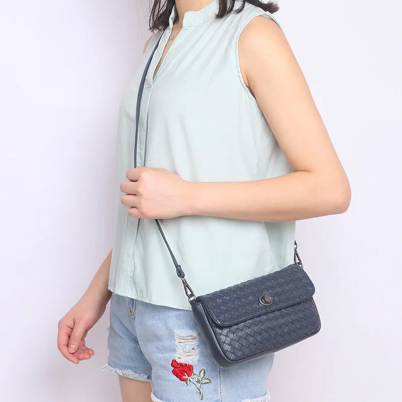 Ladies Small Flap Shoulder Bag For Women Fashion Woven Genuine Leather Crossbody Bags High Quality Ladies Weave Lock Messenger images - 6