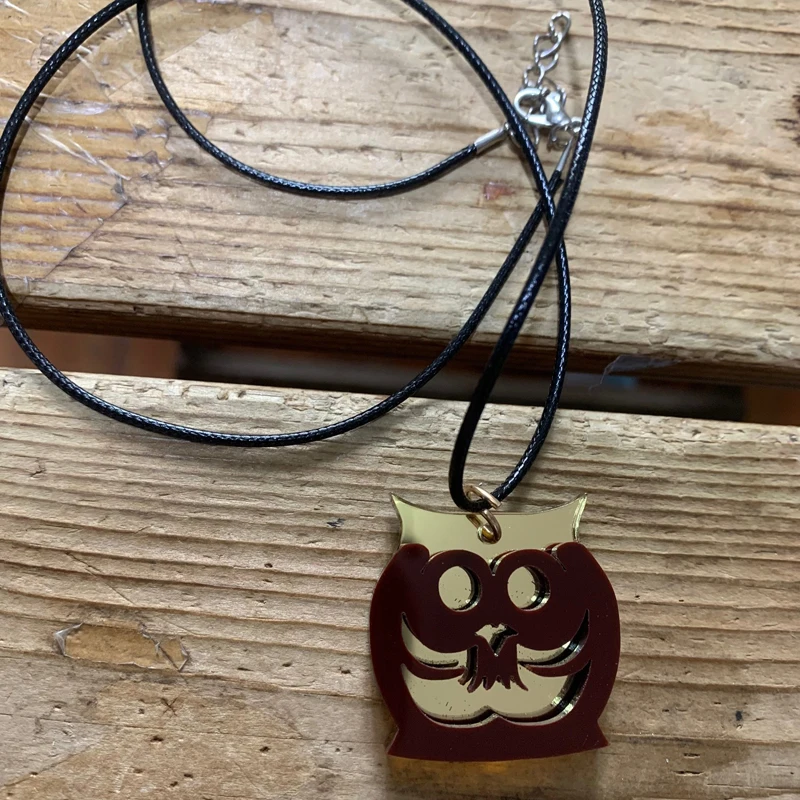 

Anime Necklace Lycoris Recoil Nishikigi Chisato Inoue Takina Chocolate Owl Pendant Cosplay Prop