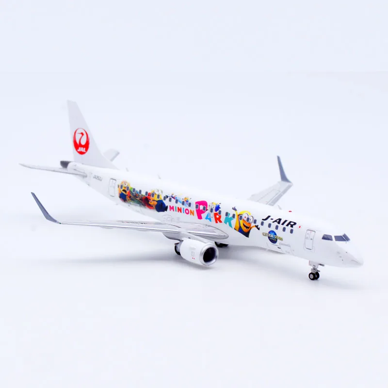Коллекционный самолет из сплава SA2010 в подарок JC Wings 1:200 J-Air Embraer 190-100STD литой под