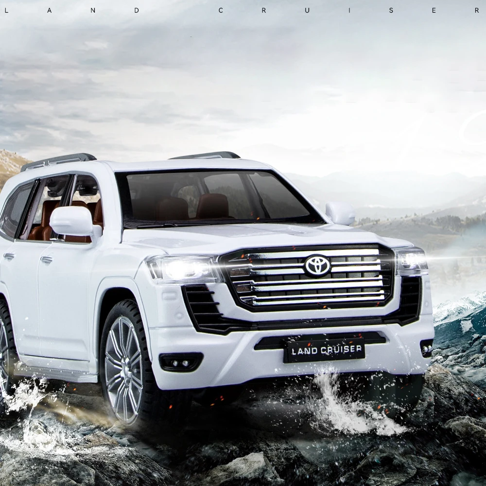 

Модель автомобиля Toyota Land Cruiser со световым и звуковым эффектом, 1:24