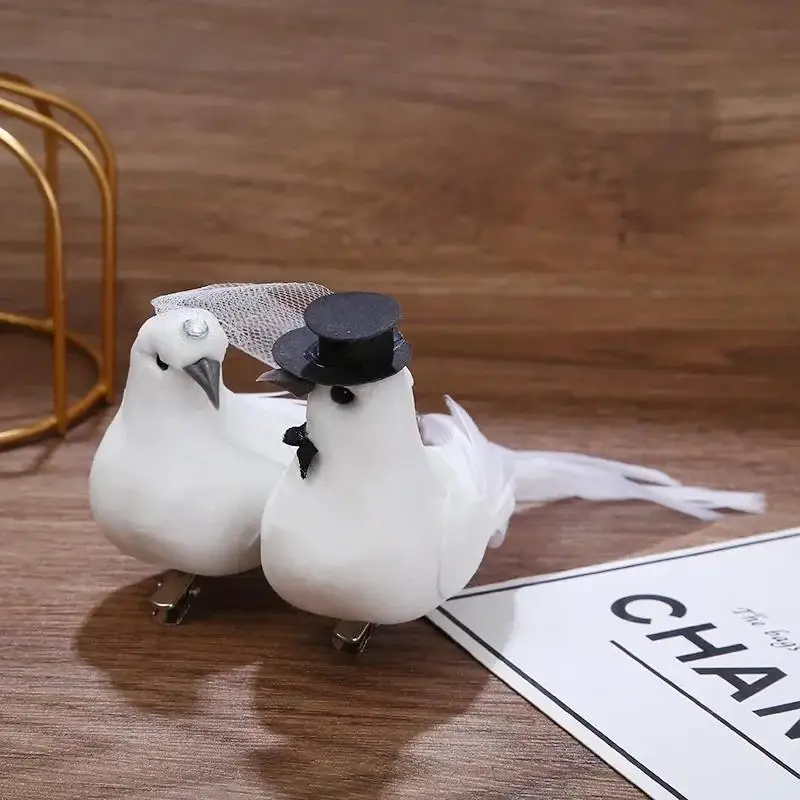 

Искусственные белые голуби, пара, пластик