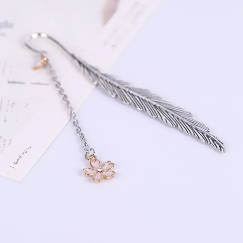 

Металлические закладки MOONBIFFY